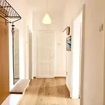 Prime 27 - 2br With Free Parking Апартаменты
