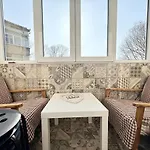 Prime 27 - 2br With Free Parking Lägenhet