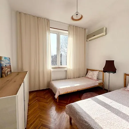 Prime 27 - 2br With Free Parking *