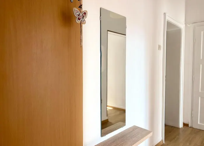 Prime 27 - 2br With Free Parking Варна